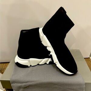 Sock Shoes/sneakers